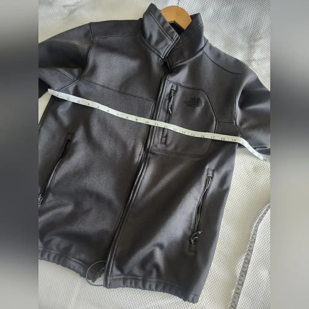 The North Face Men's Black Jacket Zip Up